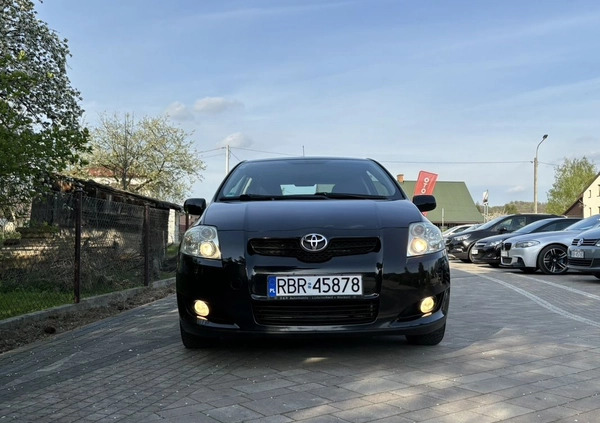 Toyota Auris cena 15500 przebieg: 240000, rok produkcji 2007 z Rumia małe 326